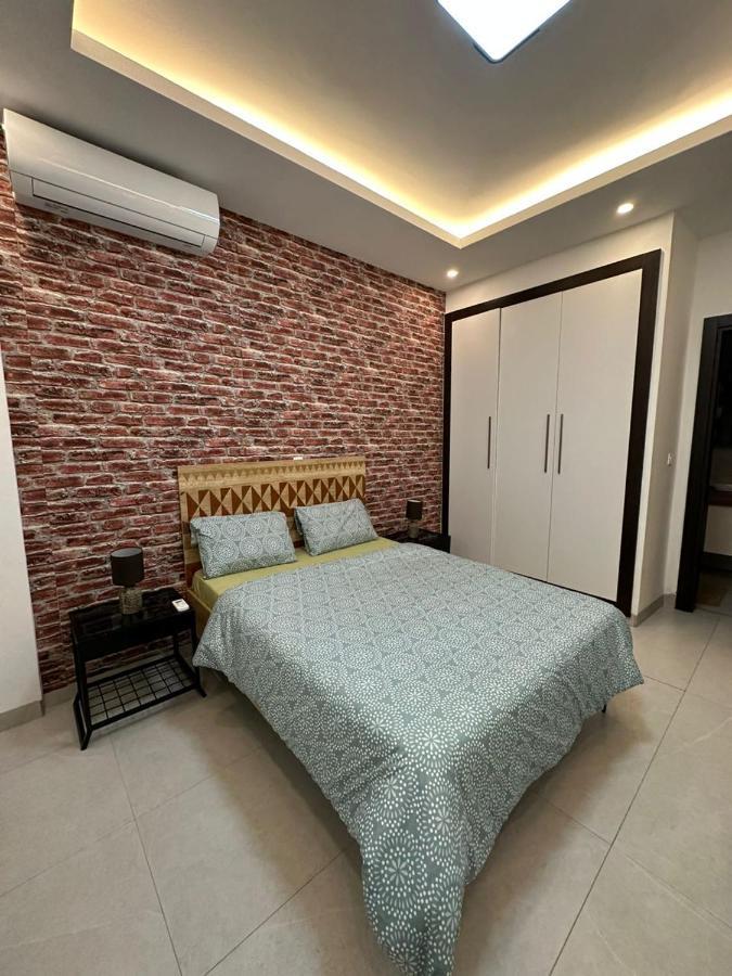 Luxueux Appartements - 2 Pieces Ou 4 Pieces - Quartiers Prises D'Almadies Et Ngor" Dakar Exterior photo