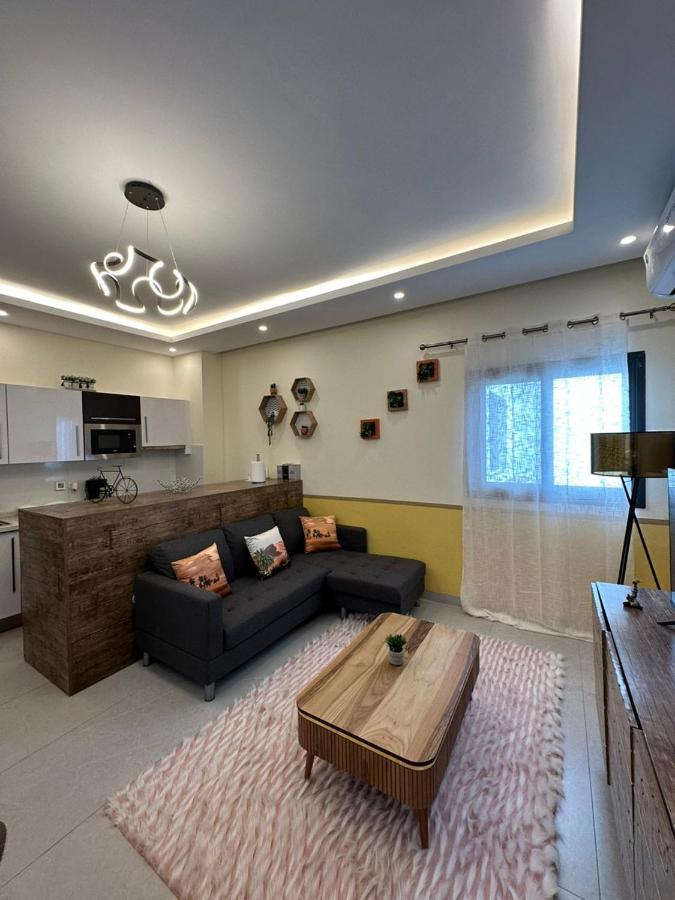 Luxueux Appartements - 2 Pieces Ou 4 Pieces - Quartiers Prises D'Almadies Et Ngor" Dakar Exterior photo