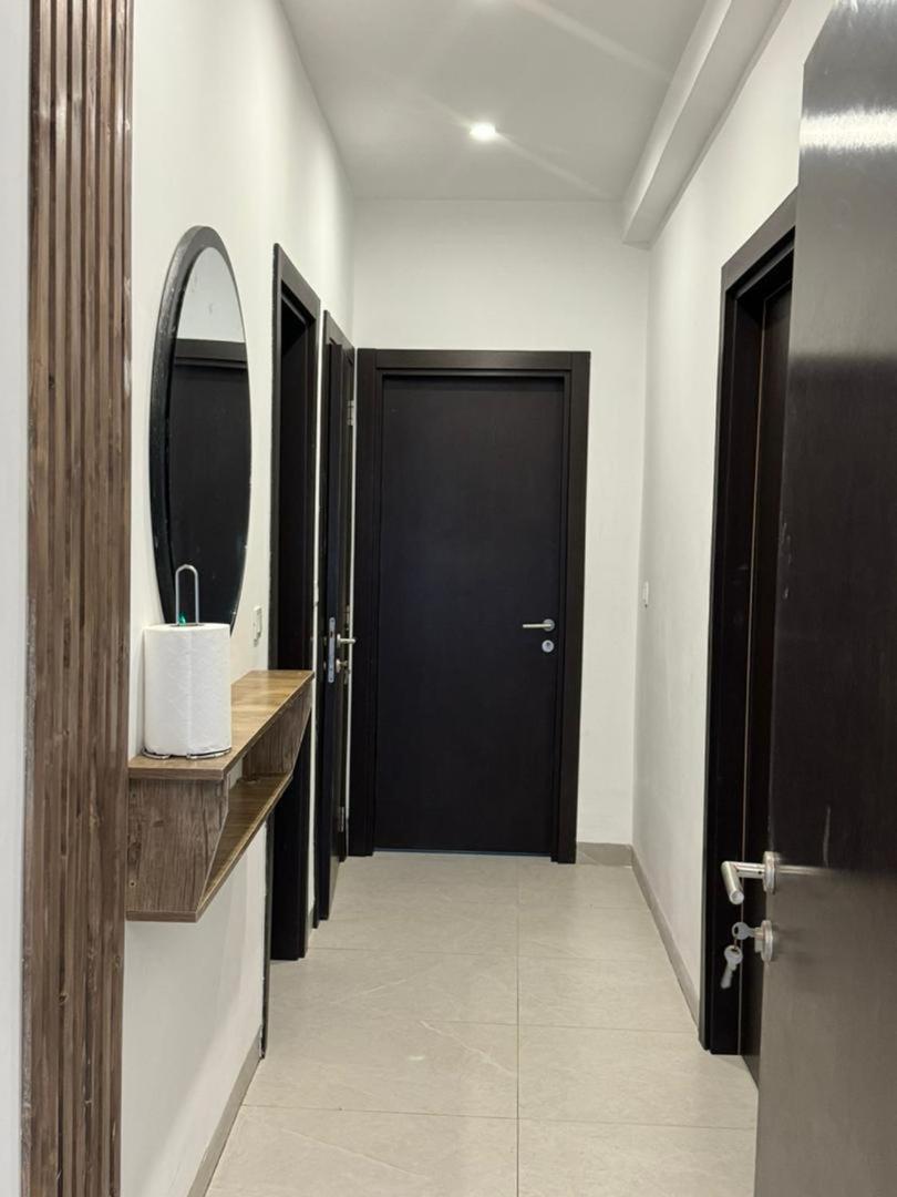 Luxueux Appartements - 2 Pieces Ou 4 Pieces - Quartiers Prises D'Almadies Et Ngor" Dakar Exterior photo