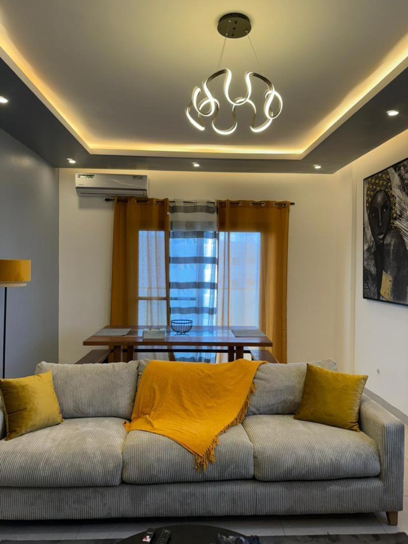 Luxueux Appartements - 2 Pieces Ou 4 Pieces - Quartiers Prises D'Almadies Et Ngor" Dakar Exterior photo