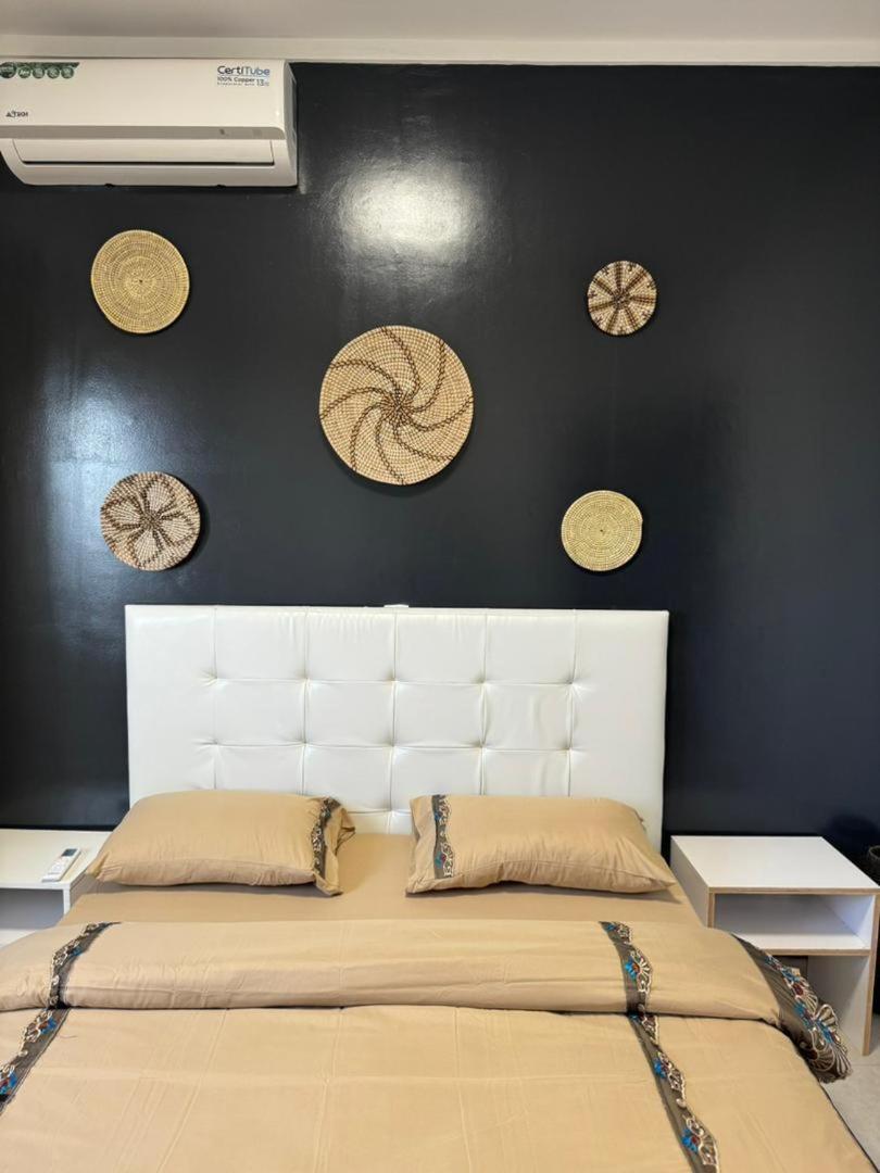 Luxueux Appartements - 2 Pieces Ou 4 Pieces - Quartiers Prises D'Almadies Et Ngor" Dakar Exterior photo