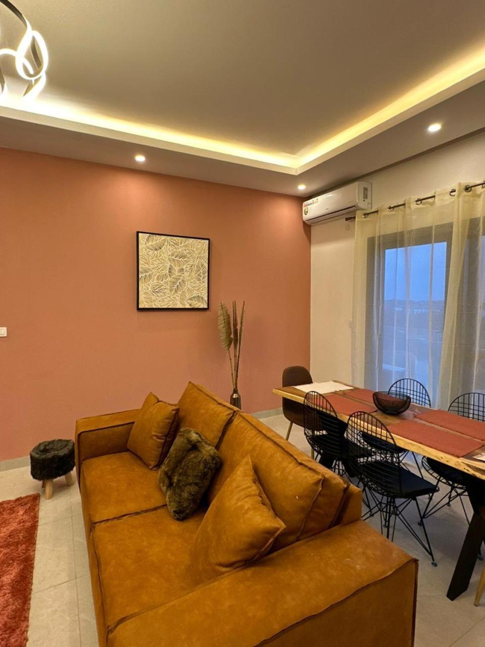 Luxueux Appartements - 2 Pieces Ou 4 Pieces - Quartiers Prises D'Almadies Et Ngor" Dakar Exterior photo
