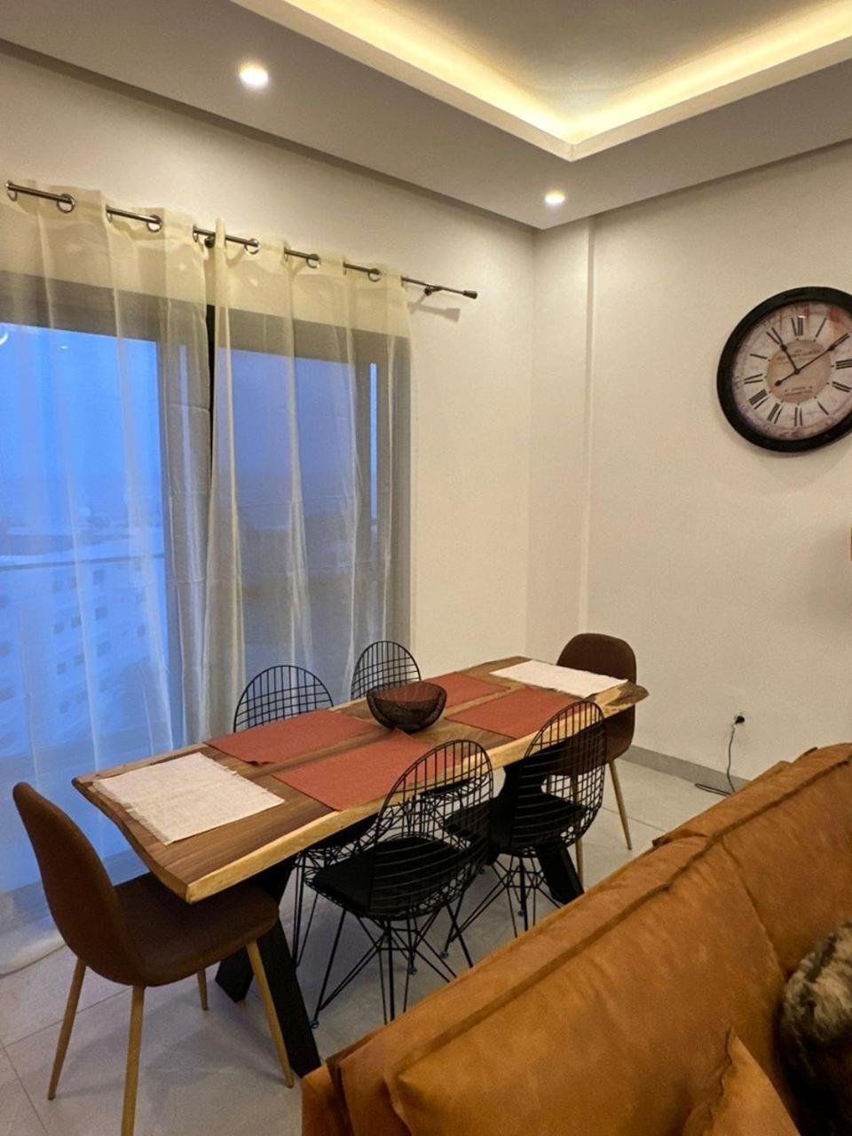 Luxueux Appartements - 2 Pieces Ou 4 Pieces - Quartiers Prises D'Almadies Et Ngor" Dakar Exterior photo