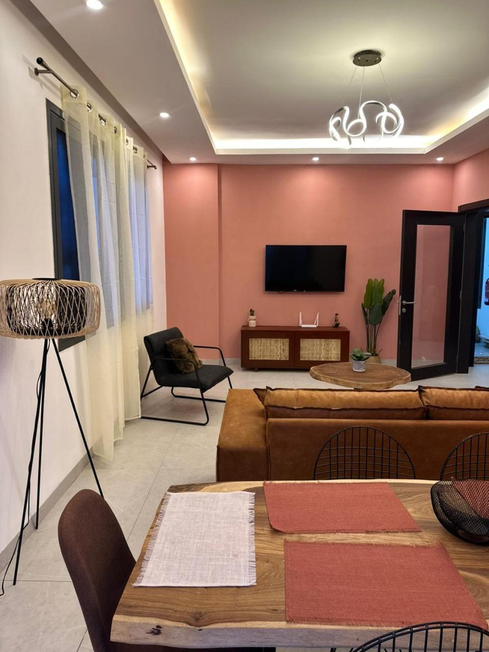 Luxueux Appartements - 2 Pieces Ou 4 Pieces - Quartiers Prises D'Almadies Et Ngor" Dakar Exterior photo